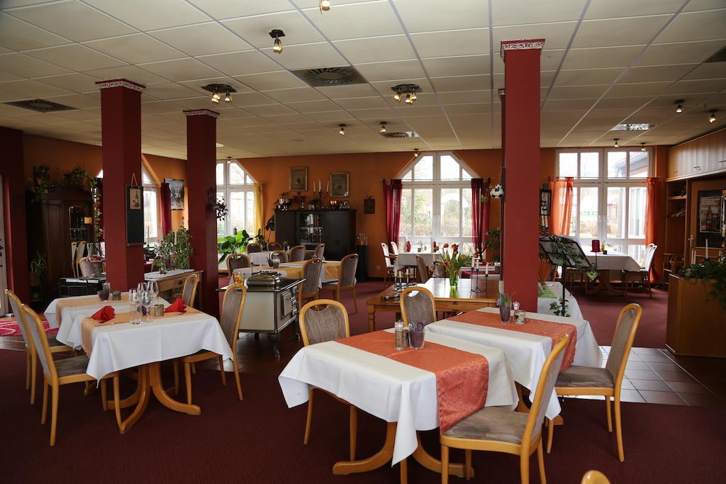 Hotel Taunus Residence Bad Camberg Exteriör bild