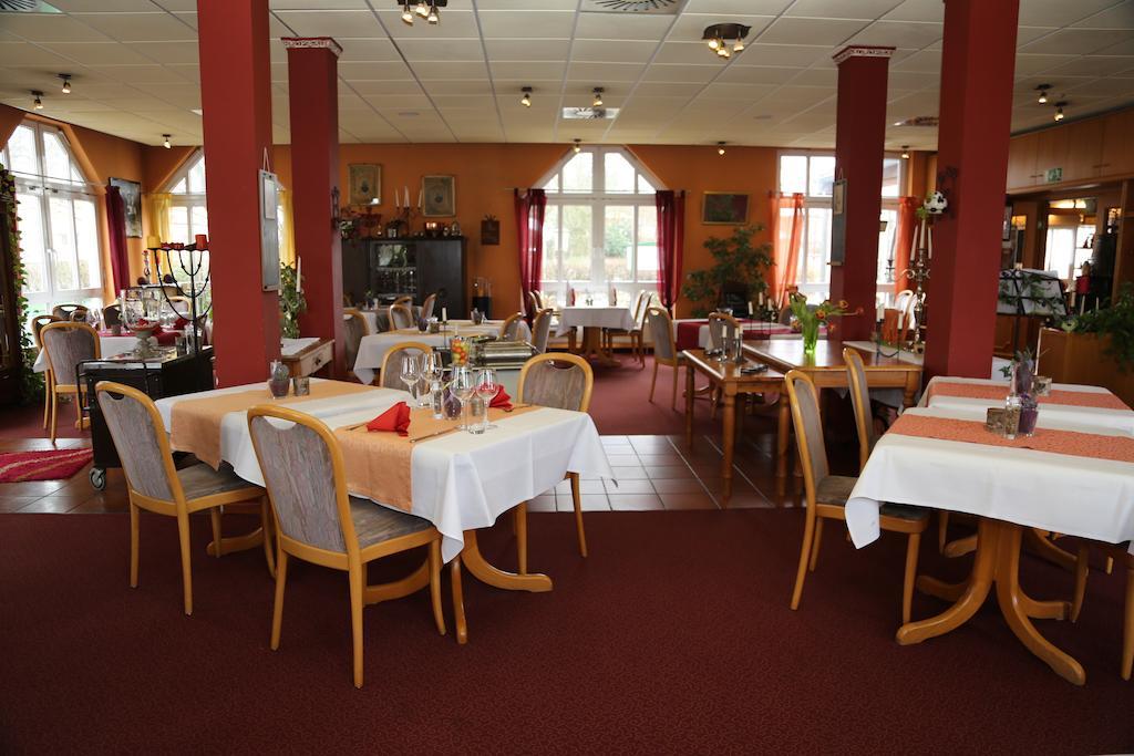 Hotel Taunus Residence Bad Camberg Exteriör bild